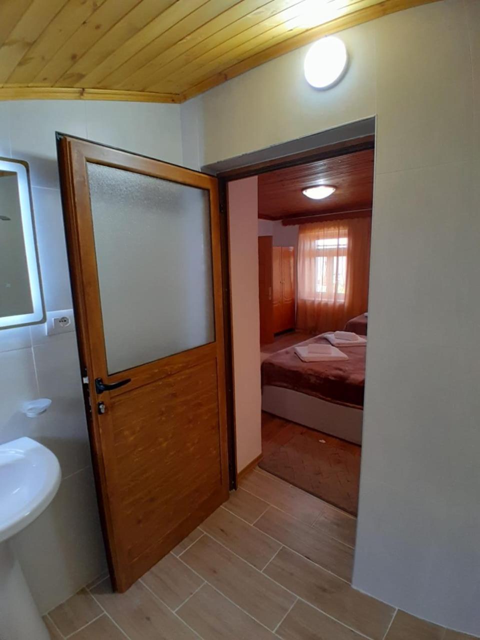 Guest House Ejona Gjirokastra Zewnętrze zdjęcie