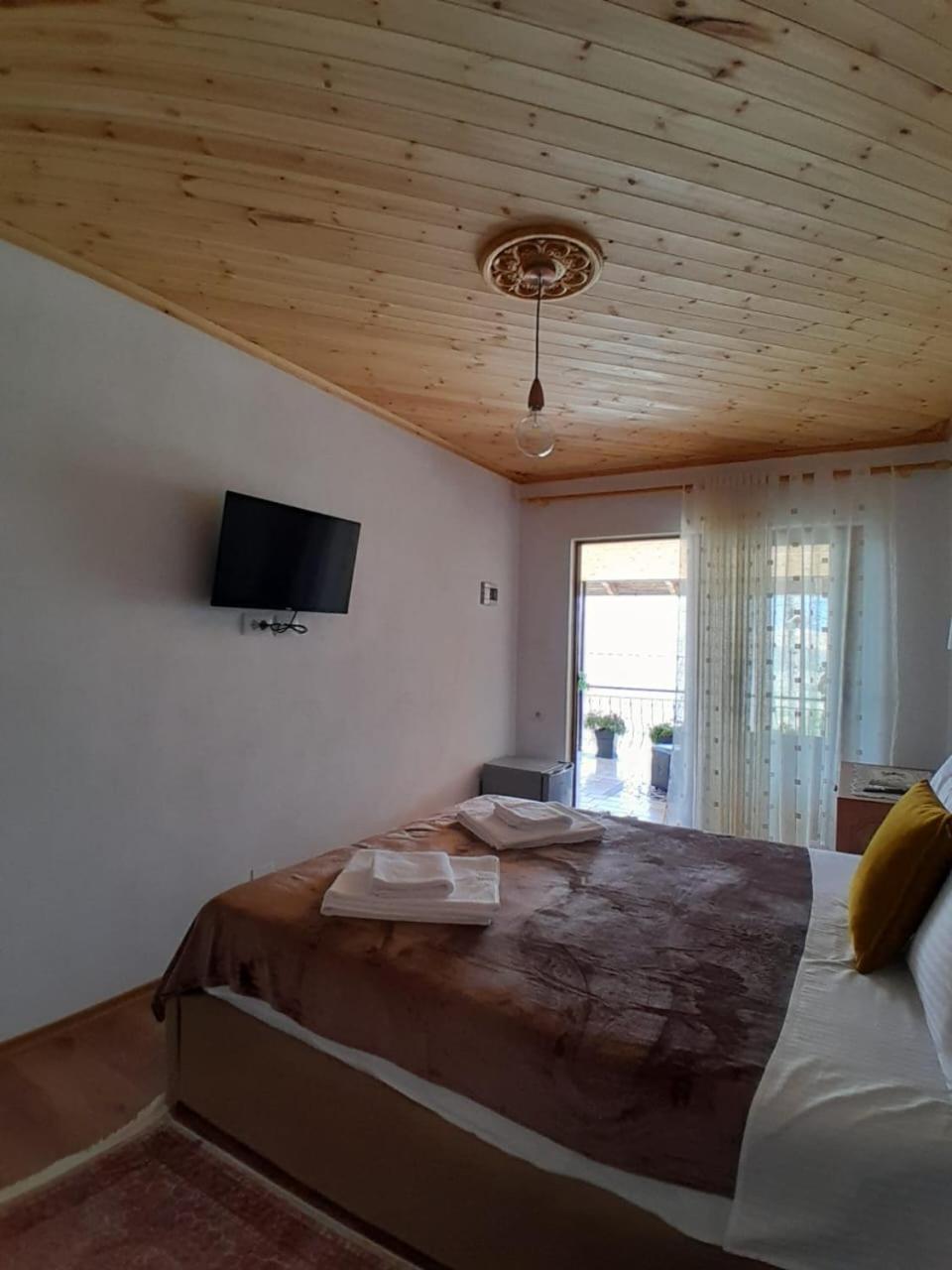 Guest House Ejona Gjirokastra Zewnętrze zdjęcie