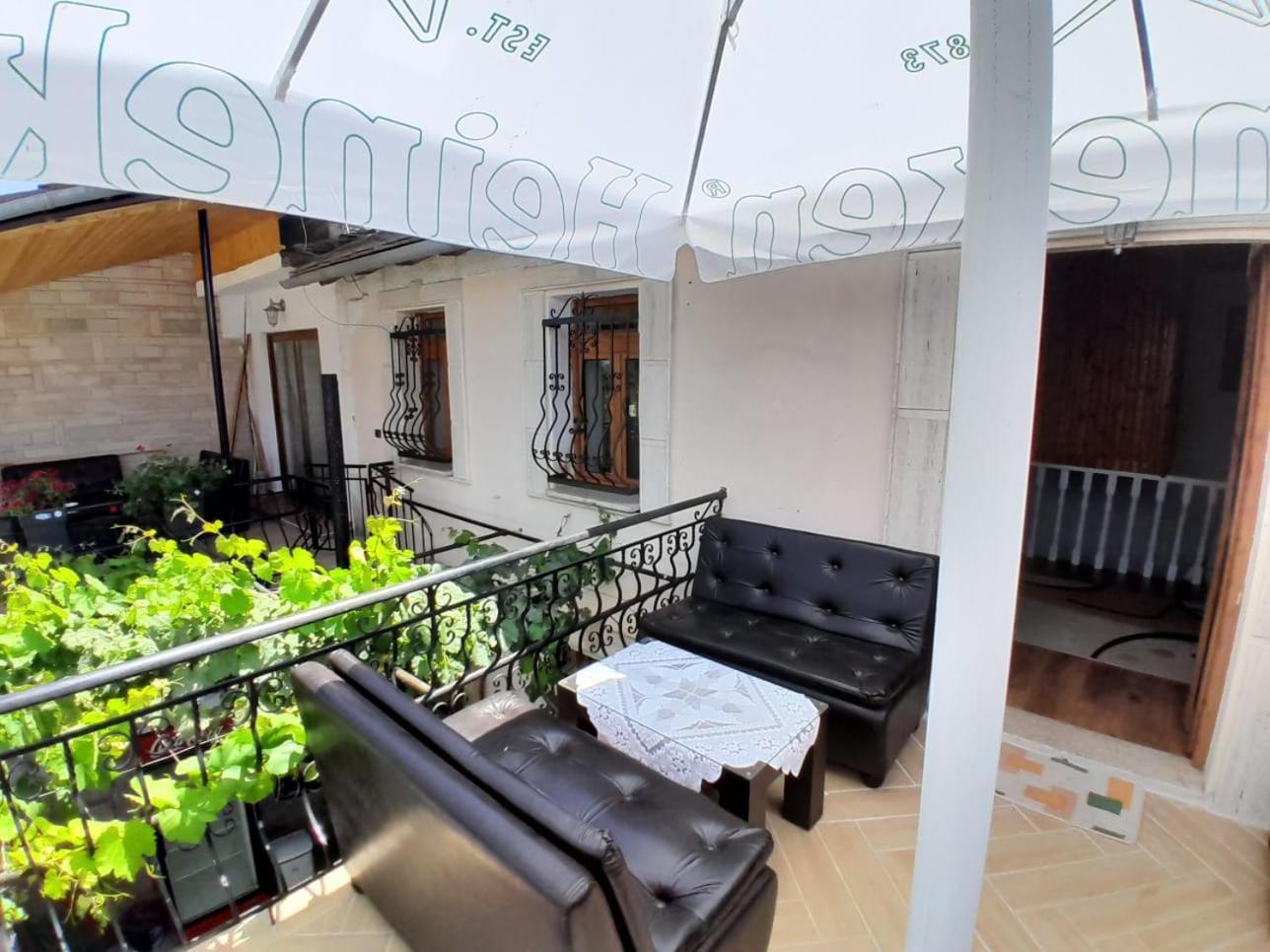 Guest House Ejona Gjirokastra Zewnętrze zdjęcie