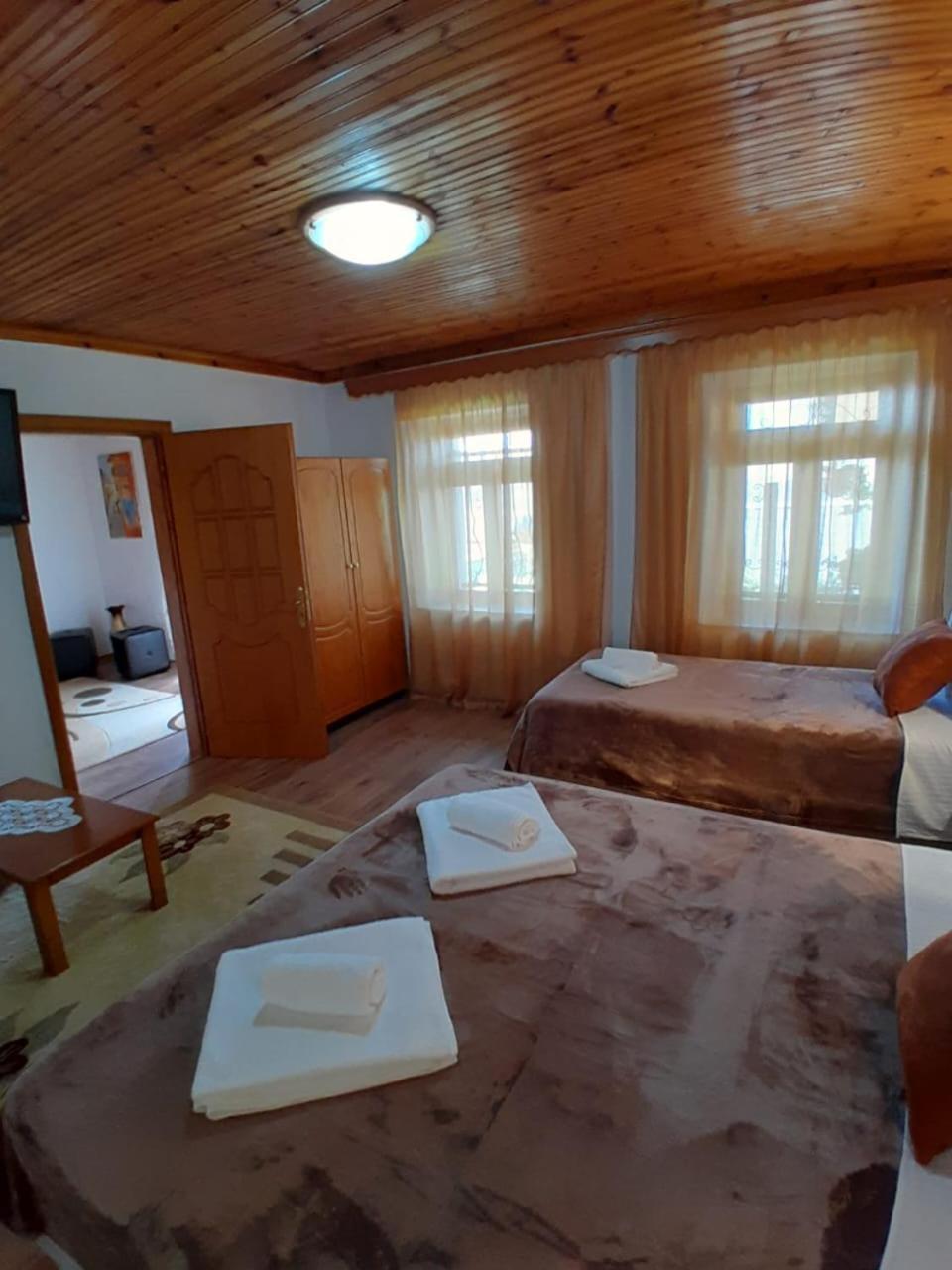 Guest House Ejona Gjirokastra Zewnętrze zdjęcie